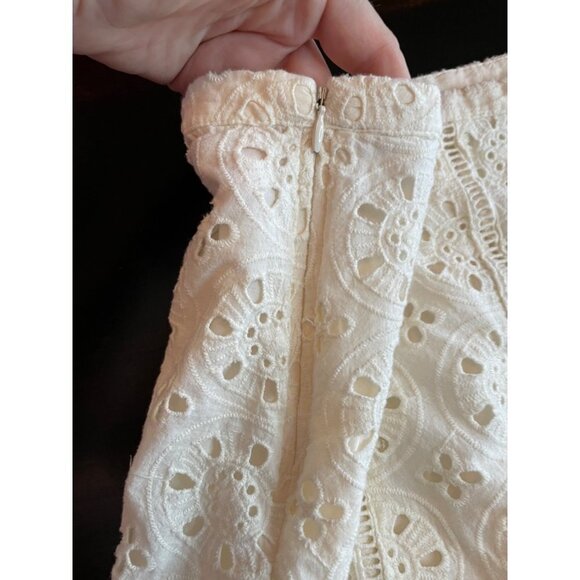 HOLLISTER‎ Girls Size 1 Cream Cotton Eyelet Mini Skirt - Picture 3 of 5